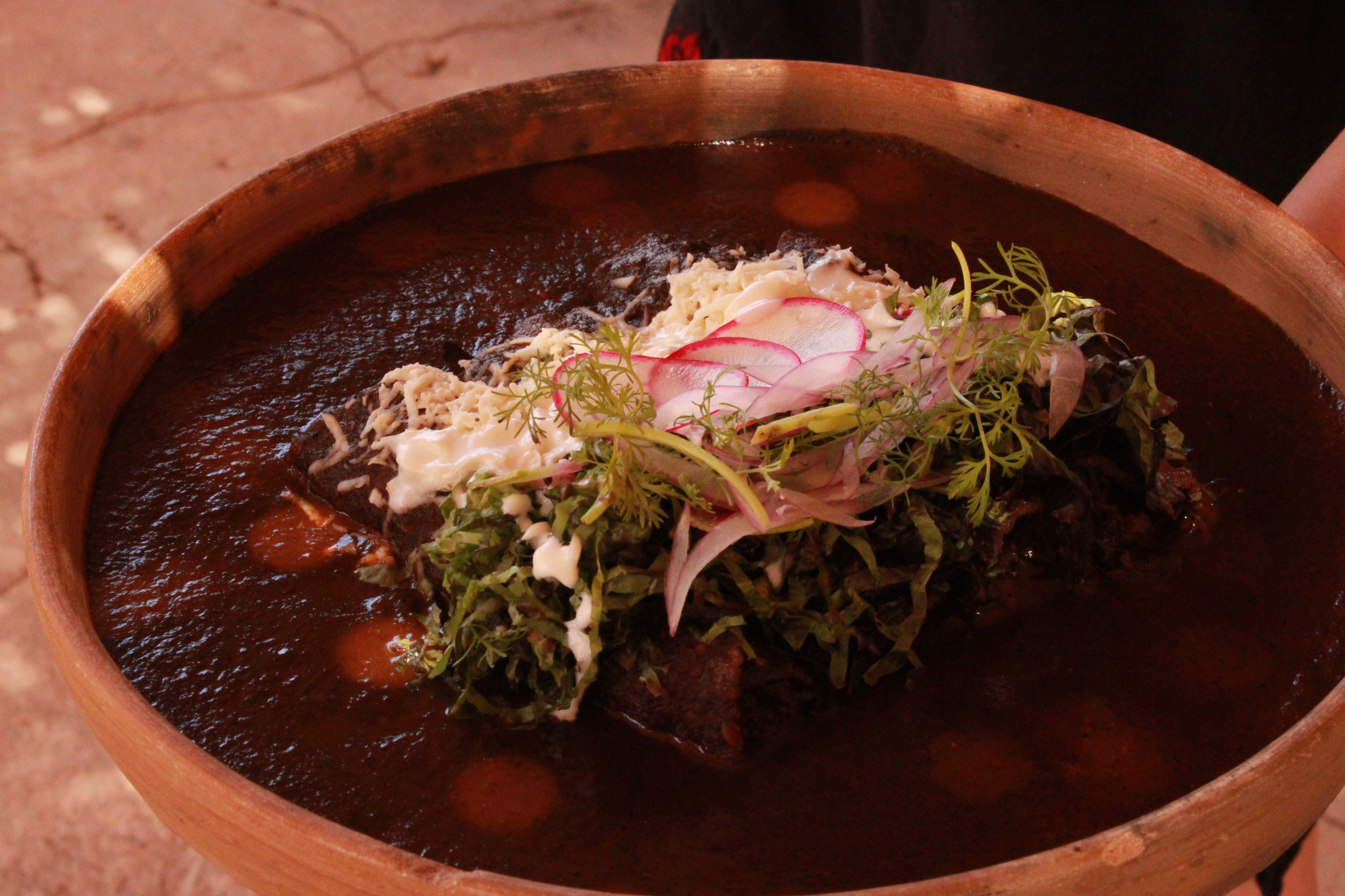 Enchiladas de Mole Negro